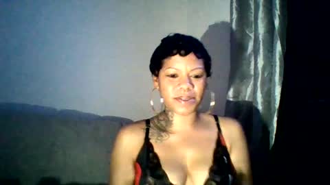 vexyrae online show from October 23, 8:31 am
