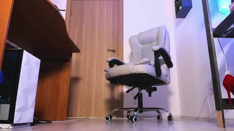 VIKA online show from November 14, 7:03 pm