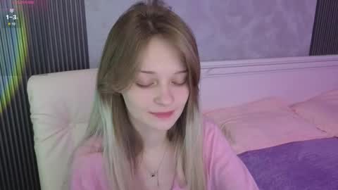 Snapshot of vialeta_baby chatting on October 9, 10:58 pm Vi online show from October 9, 10:58 pm