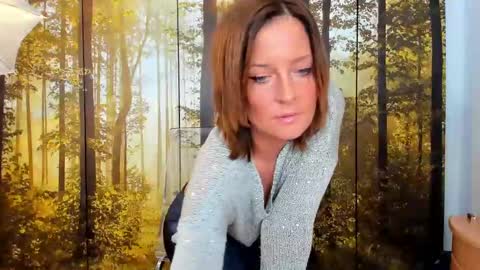 Snapshot of viciousqueen chatting on February 25, 1:32 pm ViciousQueenu can call me Laura online show from February 25, 1:32 pm