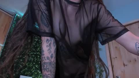 Victoria   online show from April 2, 1:25 am