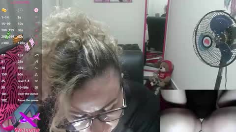 Valentina online show from December 22, 8:01 pm