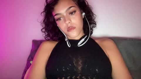 Goddess Victory  online show from February 18, 5:31 am