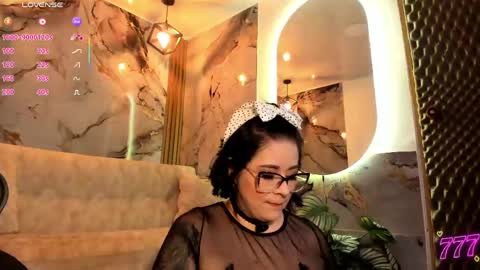 Victoria Coopeer online show from May 17, 8:08 pm