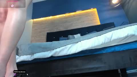 Victoria online show from October 18, 9:27 pm