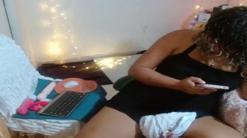 VICKY online show from December 18, 12:04 am