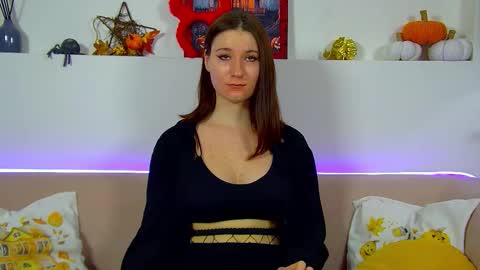 Victoria online show from November 3, 10:41 am