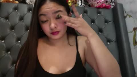 Victoria Harper online show from March 22, 12:22 pm