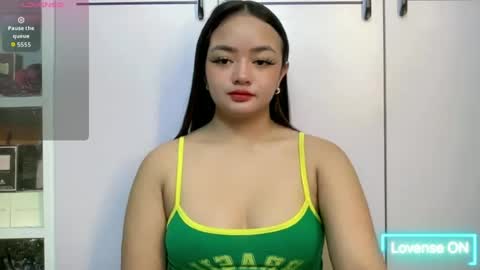 Victoria Harper online show from June 23, 5:33 pm