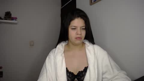 victorialg online show from December 5, 11:55 am