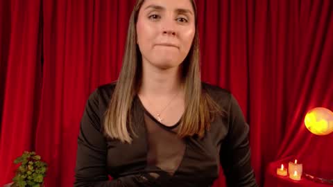 VictoriaNova online show from March 24, 8:58 pm