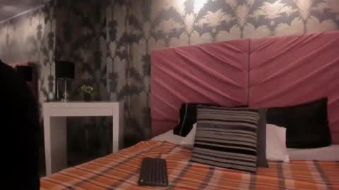 Snapshot of victoriaqueen_fg_ chatting on October 10, 1:05 pm victoriaqueen_fg_ online show from October 10, 1:05 pm