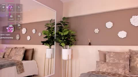 Victoria Shelby  online show from November 12, 12:14 pm