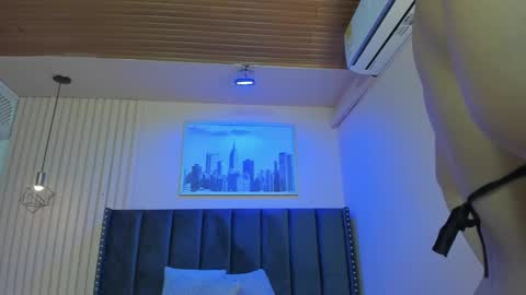 Viiolett online show from September 9, 8:52 pm