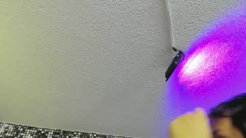 Viiolett online show from September 17, 4:27 pm