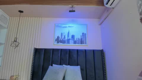 Viiolett online show from March 4, 7:43 pm