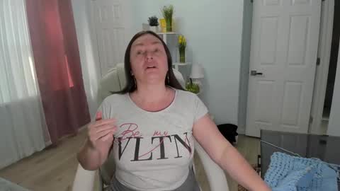 Ukrainian-woman online show from February 10, 2:37 pm