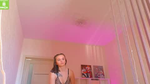 Snapshot of villuuvargas chatting on October 16, 3:42 am Eva online show from October 16, 3:42 am