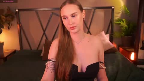  Vi  online show from May 27, 12:02 pm