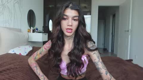 vinkitinkii online show from October 7, 7:46 am