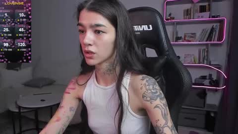 vinkitinkii online show from February 27, 7:12 am