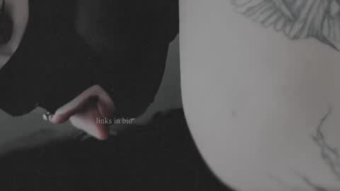 Diva Silvia online show from February 2, 11:30 am