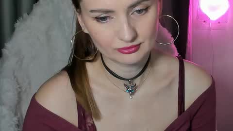 Snapshot of viola_1 chatting on October 12, 8:39 am Funny girl online show from October 12, 8:39 am
