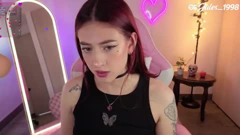 violet online show from March 20, 7:08 pm