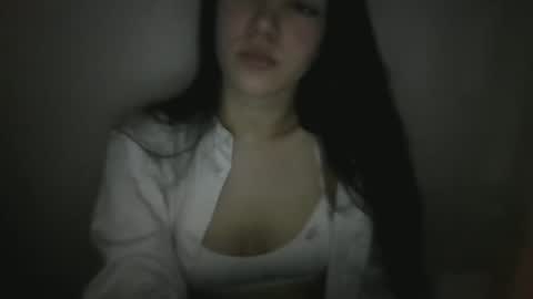 violet_moon999 online show from March 19, 9:30 pm