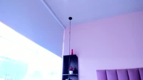 violet online show from December 13, 7:53 pm