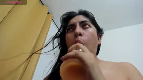 violet online show from November 24, 12:29 pm