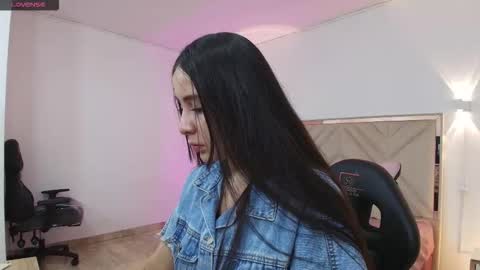 violet_tay1 online show from October 25, 11:40 am