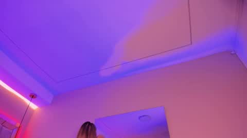 Snapshot of violeta_abel chatting on September 17, 10:35 am Violeta online show from September 17, 10:35 am
