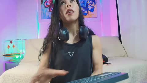 violeta sofia 16 online show from June 2, 2:56 am