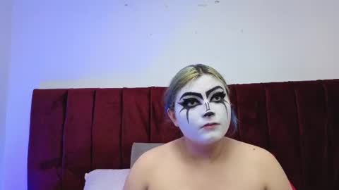 violeta_tepes online show from June 11, 8:27 pm