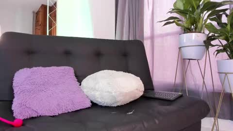 Violeta online show from March 17, 6:01 pm