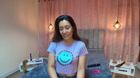 VIOLETA online show from November 21, 5:15 pm