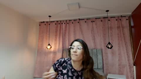 Snapshot of violetascott_ chatting on January 19, 12:07 pm VIOLETA online show from January 19, 12:07 pm