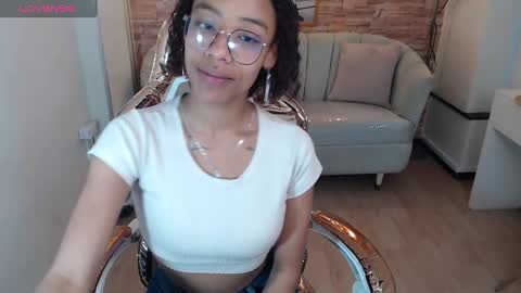 violeth_b online show from December 24, 1:06 pm