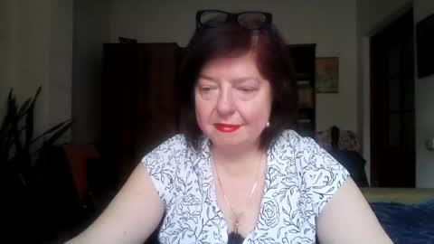 violetpulse online show from April 22, 11:40 am