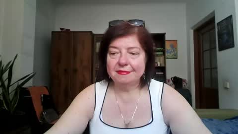 violetpulse online show from April 28, 1:26 pm