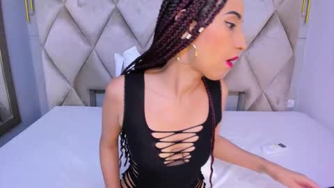 Violett  online show from February 25, 8:51 pm