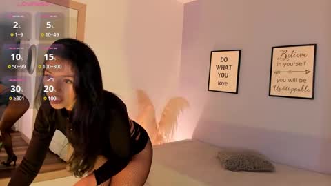 Snapshot of violetta_bold chatting on March 11, 11:33 am violetta_bold online show from March 11, 11:33 am