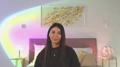 Snapshot of violetta_finch chatting on September 30, 10:32 am violetta_finch online show from September 30, 10:32 am