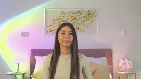 Snapshot of violetta_finch chatting on September 13, 10:23 am violetta_finch online show from September 13, 10:23 am