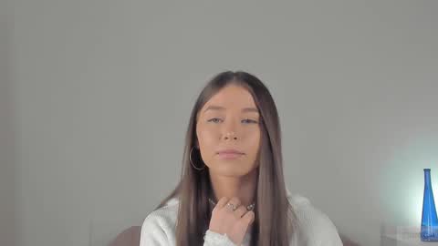 Snapshot of violetta_finch chatting on February 15, 10:22 am violetta_finch online show from February 15, 10:22 am