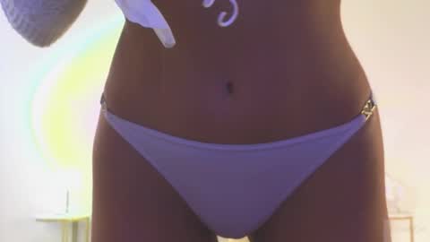 violetta_finch online show from November 10, 11:16 am