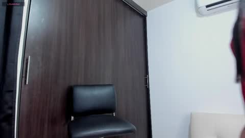 violetta_pretty online show from April 18, 8:31 pm
