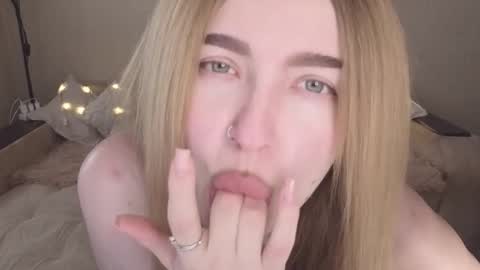 ViolettaOtis online show from November 25, 11:12 am