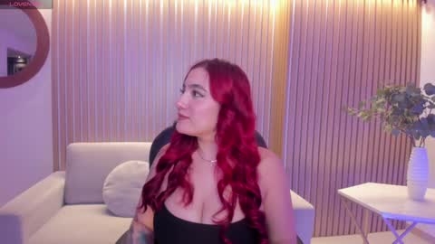 Snapshot of violettcastel chatting on January 23, 7:29 pm Violett Castel online show from January 23, 7:29 pm